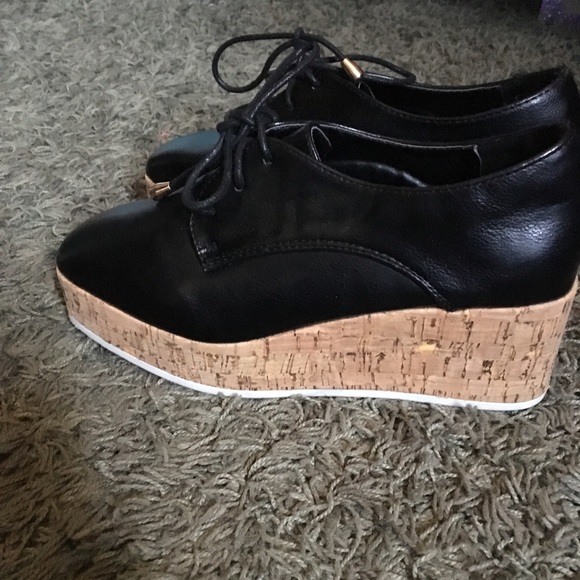 F21 platform shoes - Picture 11 of 11